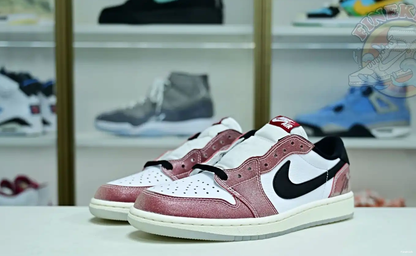 Trophy Air x Jordan1 Jordan OG Room Low 0525